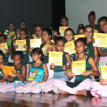 IORM promove encontro de seus alunos com a Escritora Patrícia Engel Secco