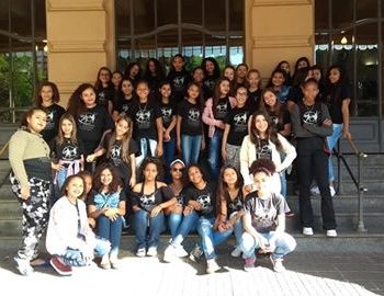 Usina da Dança visita Theatro Pedro II