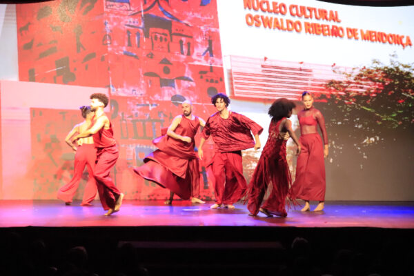 IORM - Espetáculo “Onde é o nosso lugar”